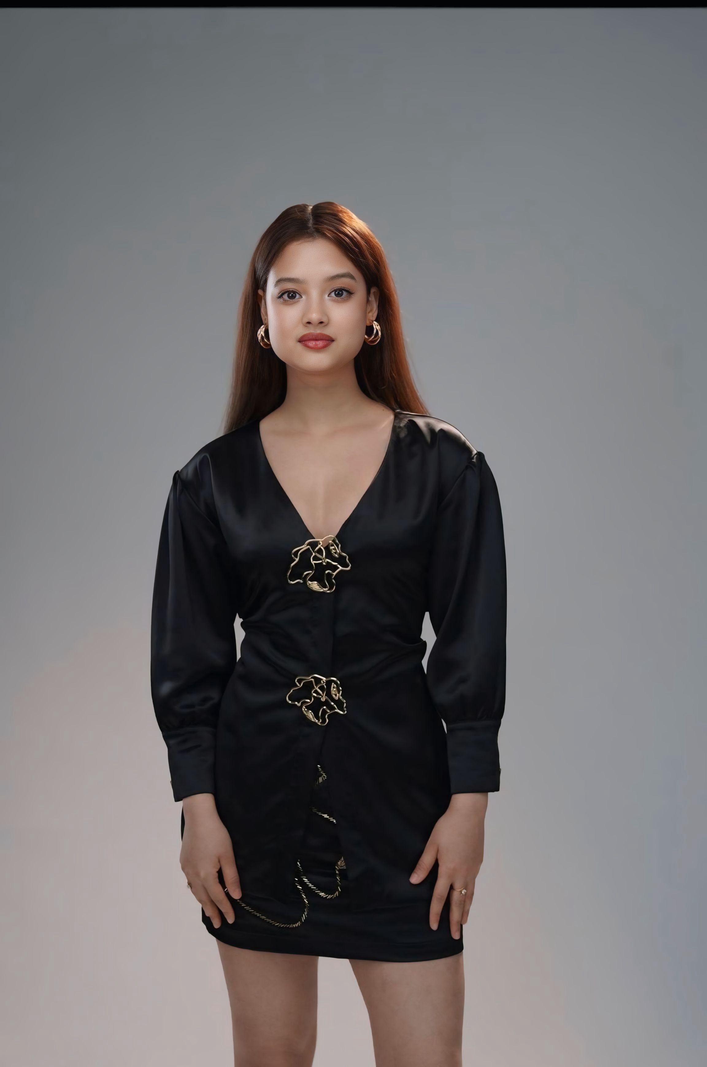 Éclat Open-Back Long Sleeve Top